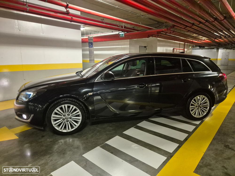 Opel Insignia Sports Tourer 1.6 ECOTEC Exclusive - 2
