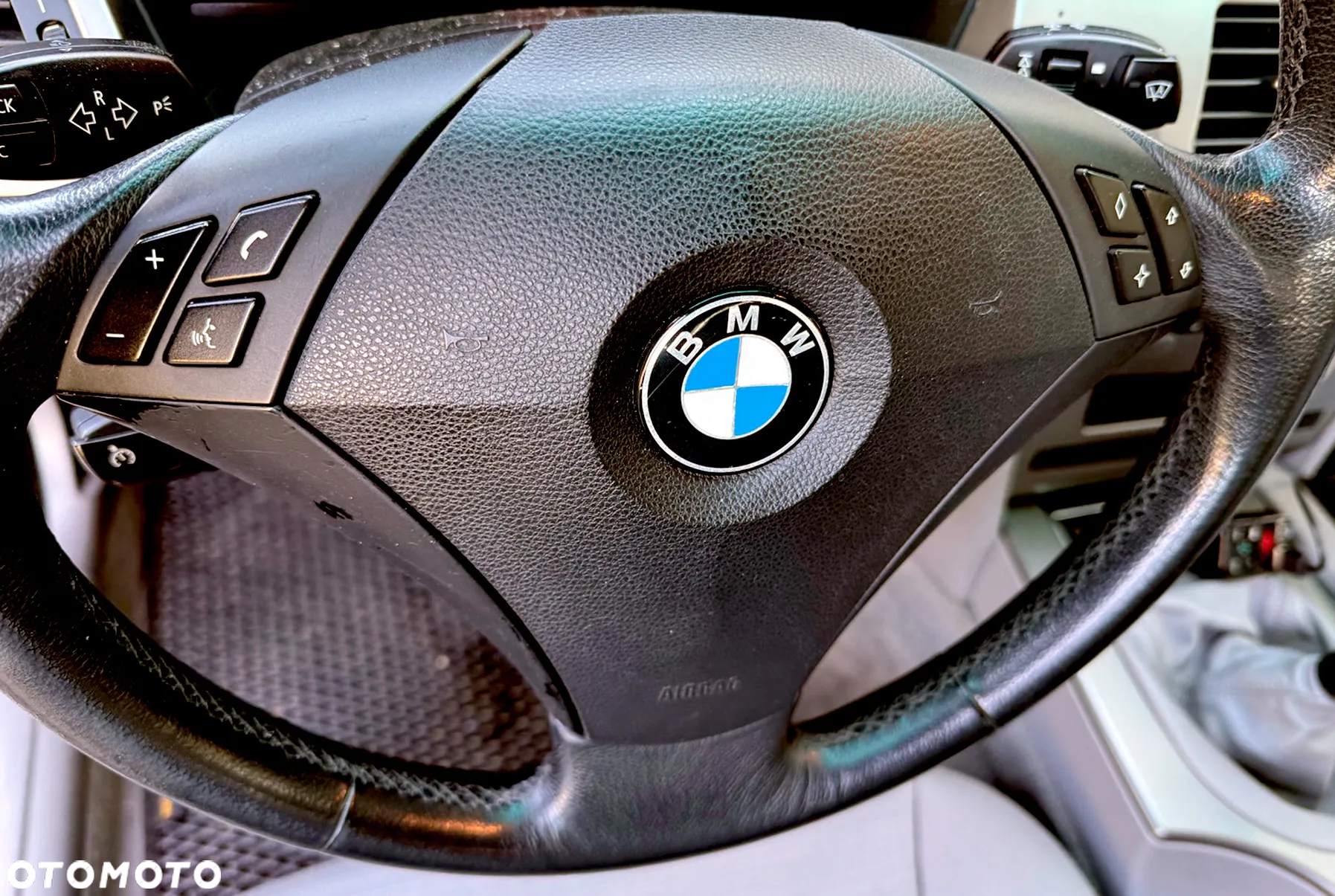 BMW Seria 5 525i - 6