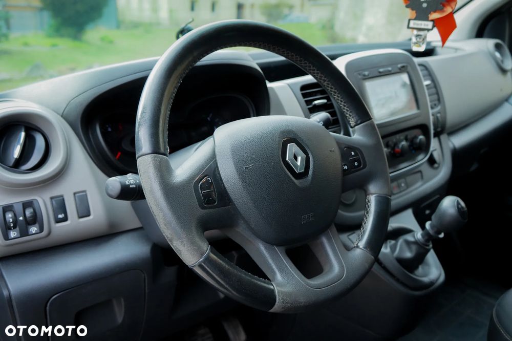 Renault Trafic - 14