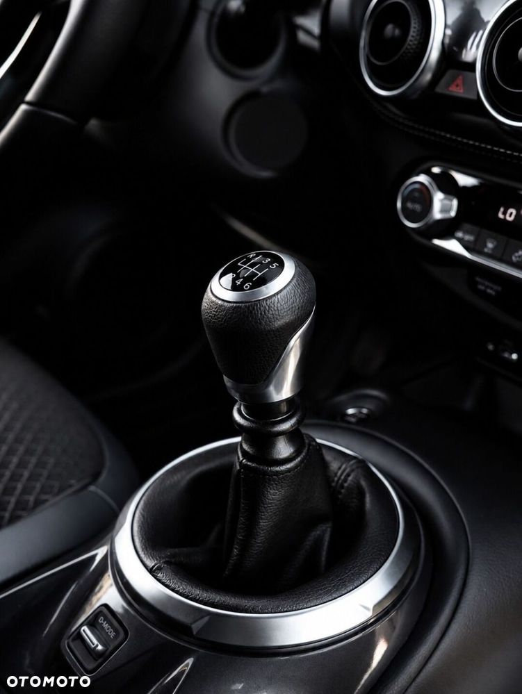 Nissan Juke 1.0 DIG-T Tekna - 21