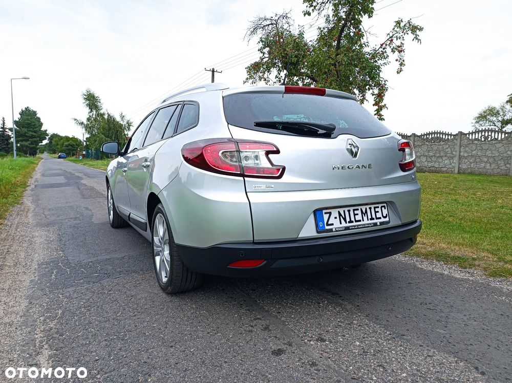 Renault Megane TCe 130 Luxe - 6