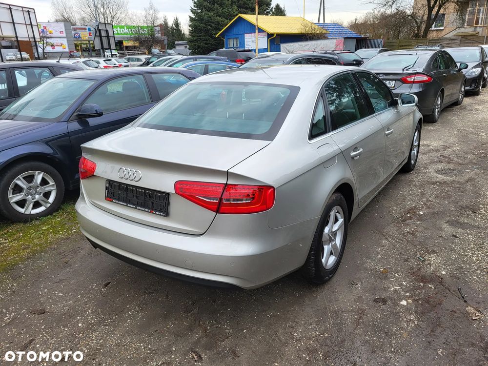 Audi A4 Limousine 1.8 TFSI Attraction - 9
