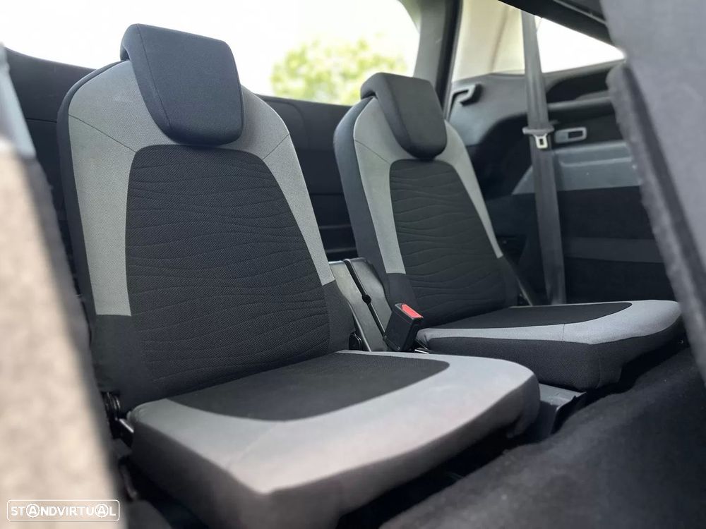 Citroën C4 Grand Picasso 1.6 e-HDi Exclusive - 21