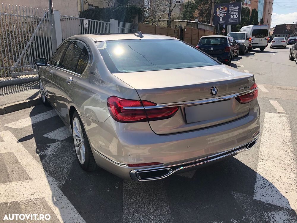 BMW Seria 7 740Li xDrive - 6