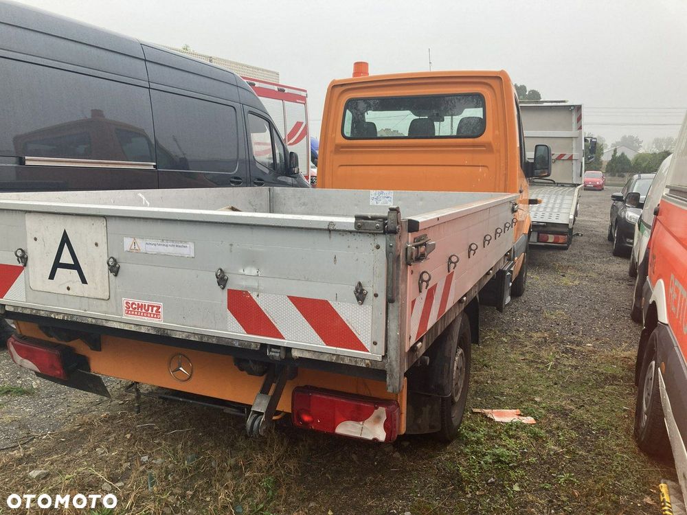 Mercedes-Benz Sprinter - 4