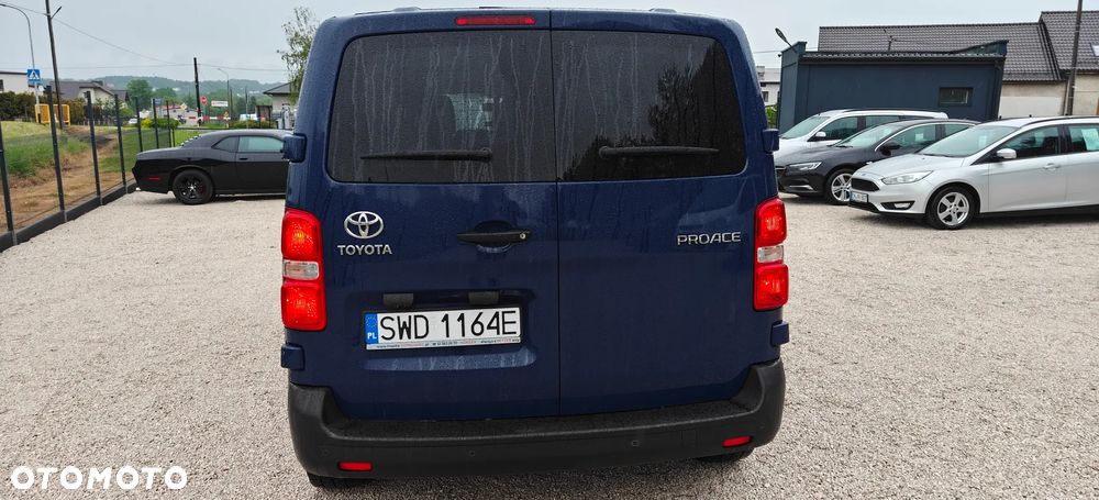 Toyota ProAce Kombi D-4D Medium 2,6t - 8