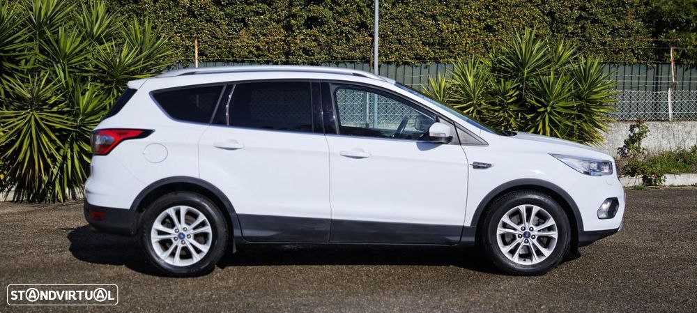 Ford Kuga 1.5 TDCi EcoBlue Titanium - 9