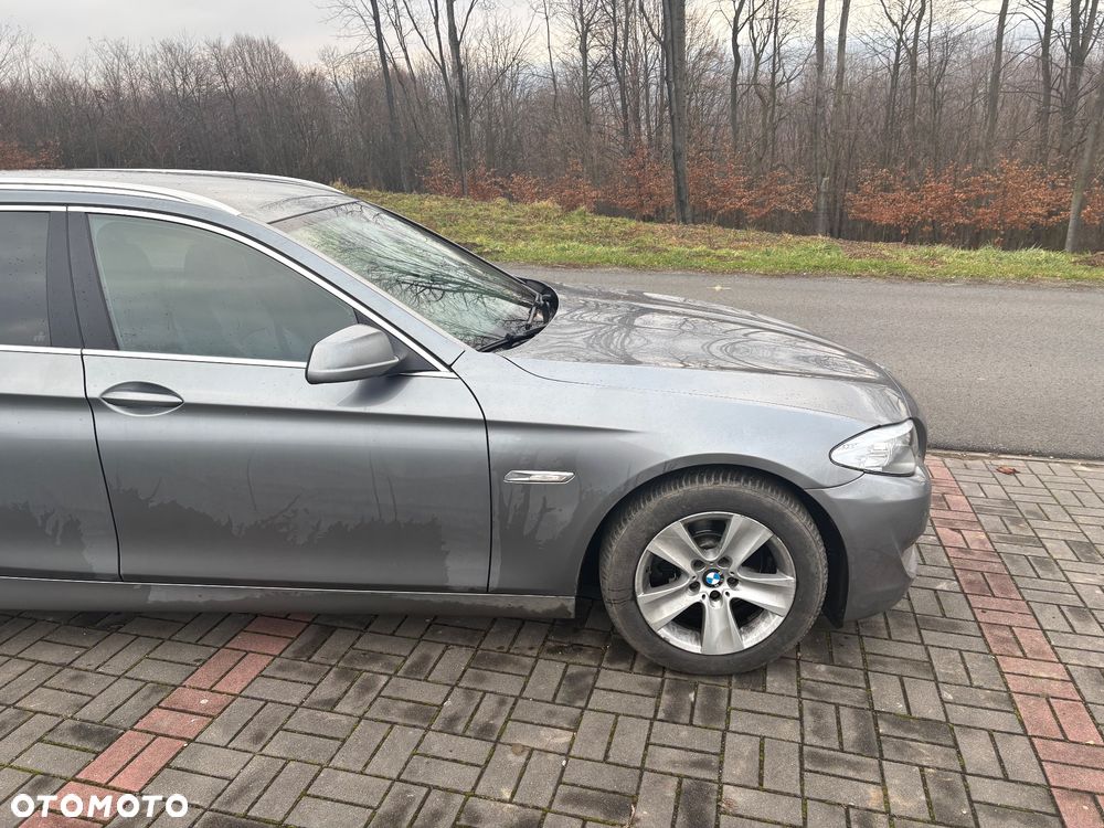 BMW Seria 5 520d Sport-Aut - 13