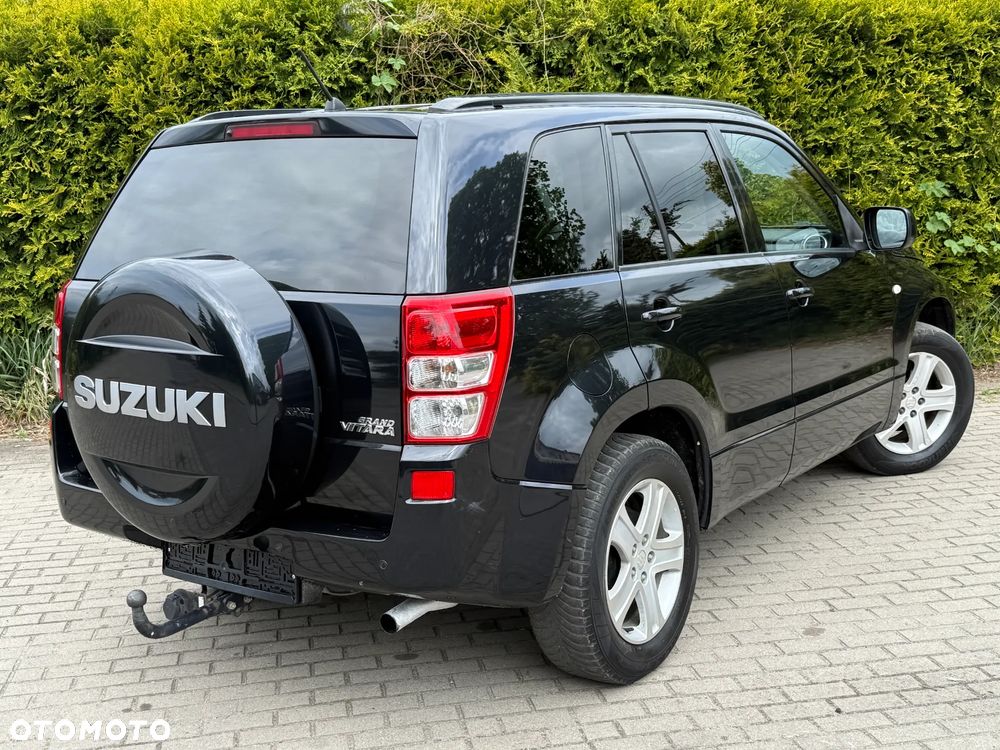 Suzuki Grand Vitara 2.0 Club - 7