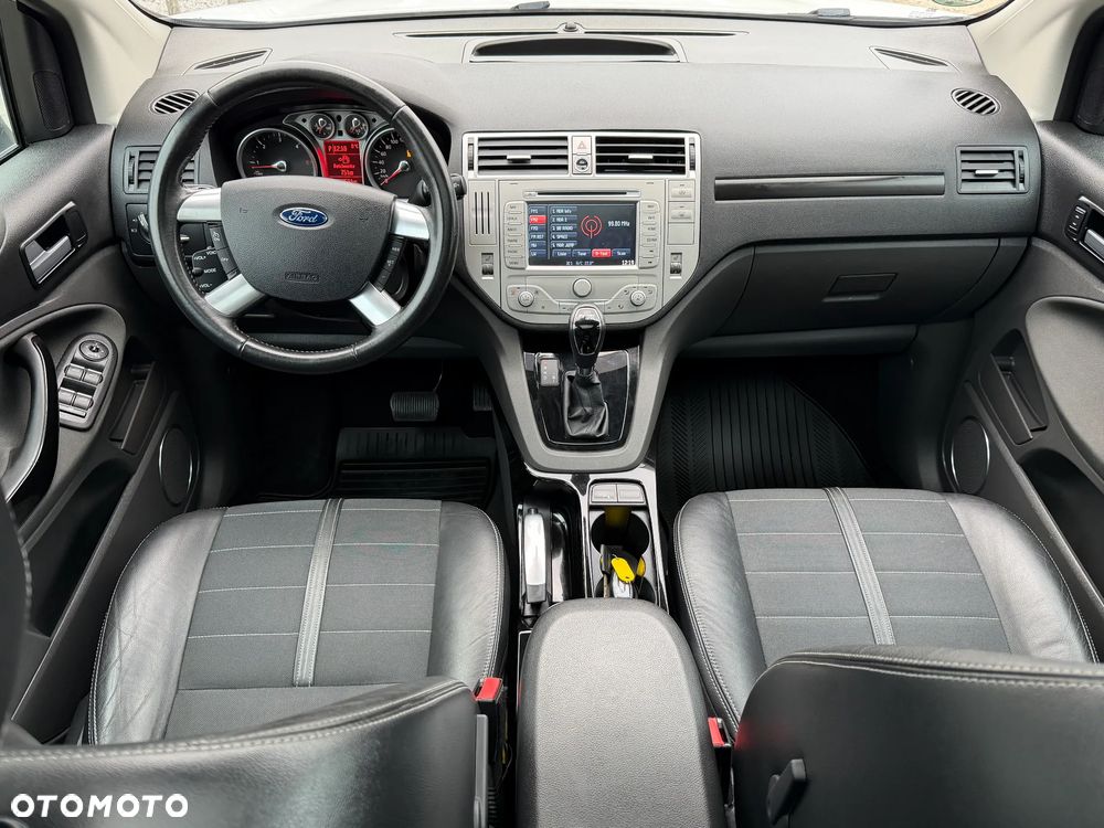 Ford Kuga 2.0 TDCi 4x4 Titanium - 15