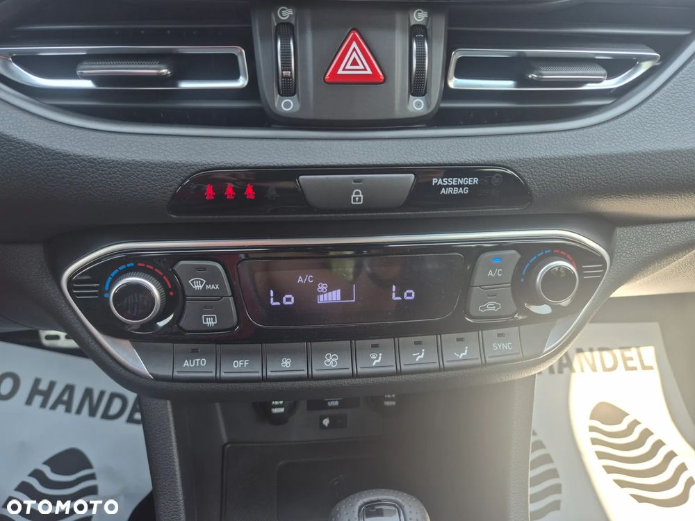 Hyundai i30 N 2.0 T-GDI Performance DCT - 10