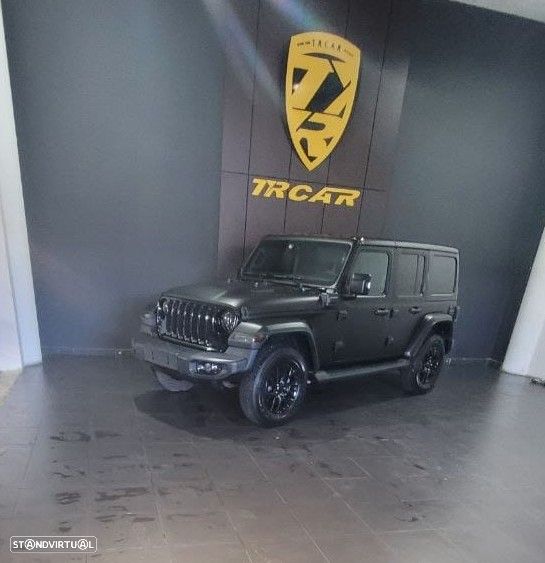 Jeep Wrangler - 1