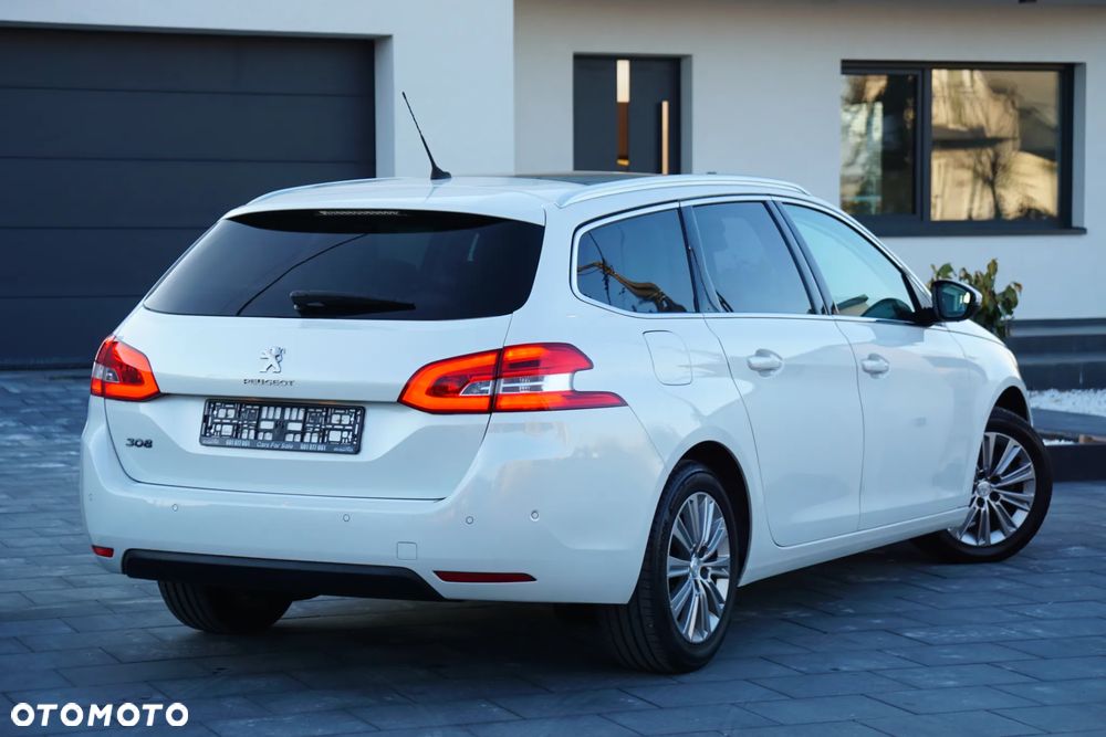 Peugeot 308 BlueHDi 130 Stop & Start Allure Business-Paket - 12