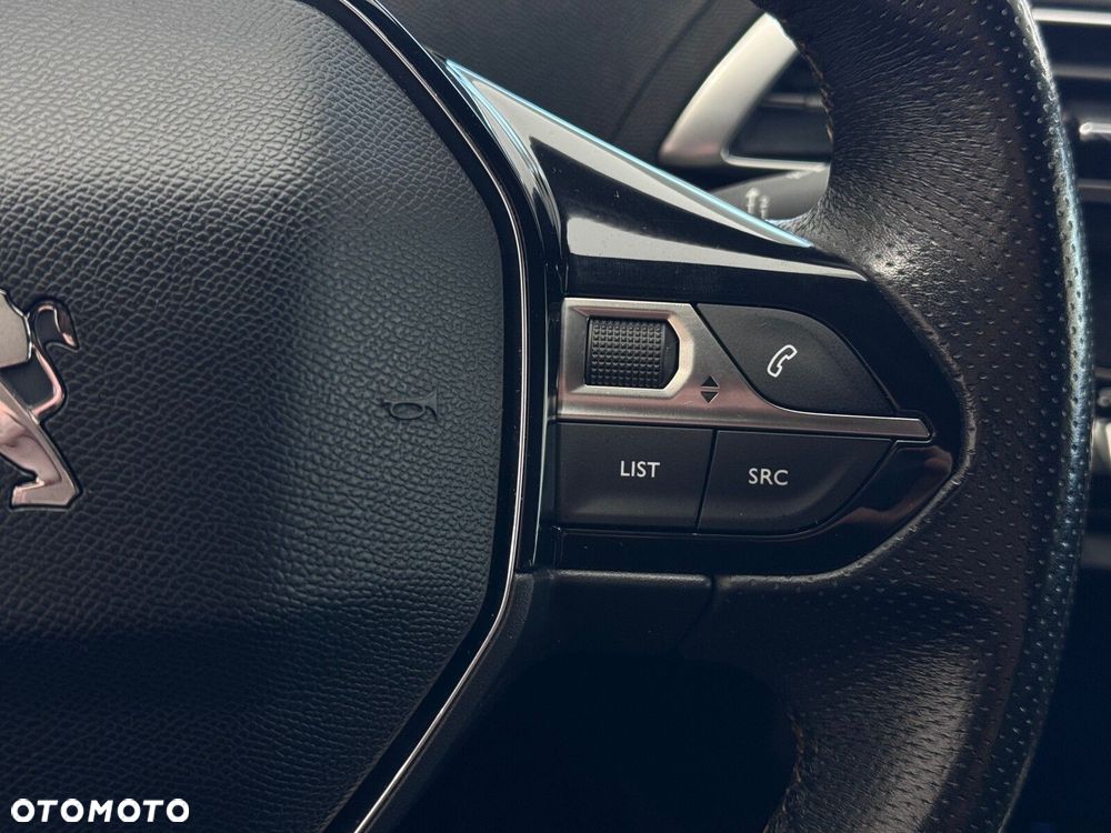 Peugeot 3008 - 23