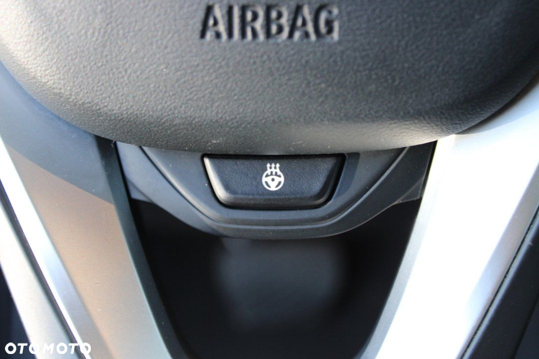 BMW Seria 3 - 33