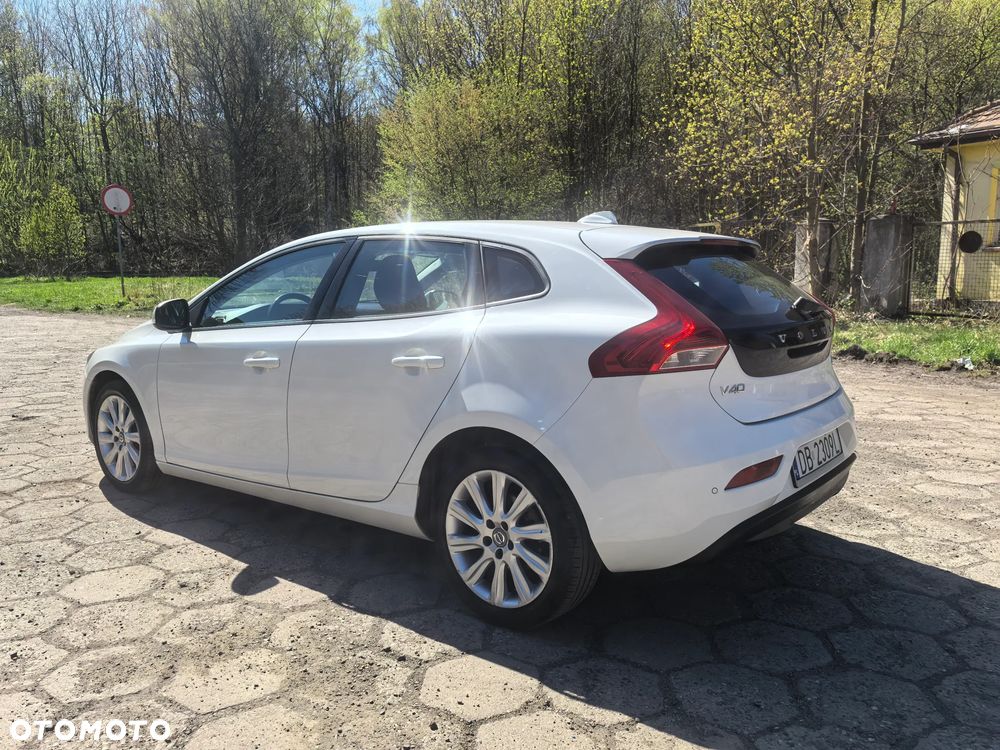 Volvo V40 D2 - 5