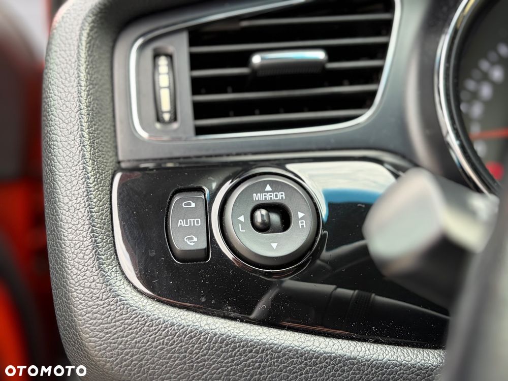 Kia Ceed 1.6 GDI Vision - 27