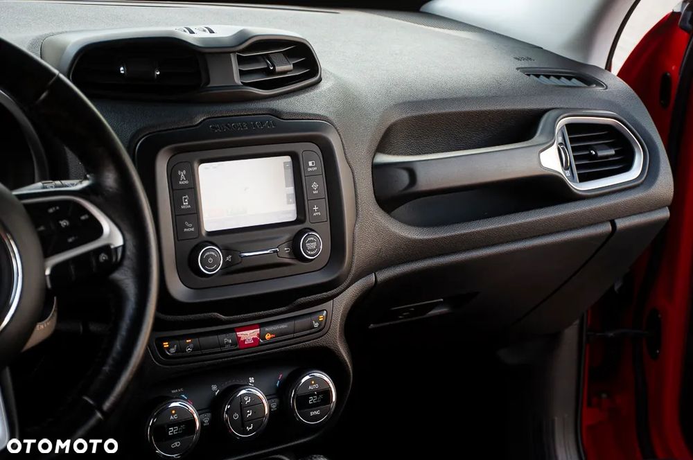 Jeep Renegade 1.4 MultiAir Limited - 32