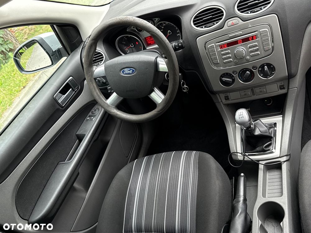 Ford Focus 1.8 FF Platinium X - 5