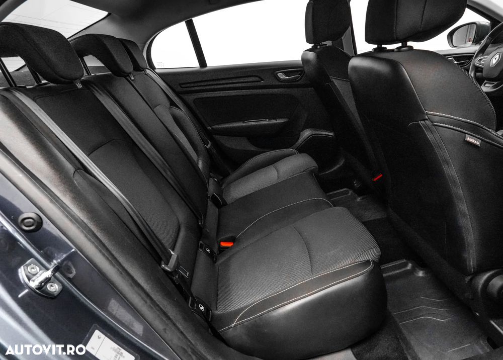 Renault Megane TCE GPF Life - 16