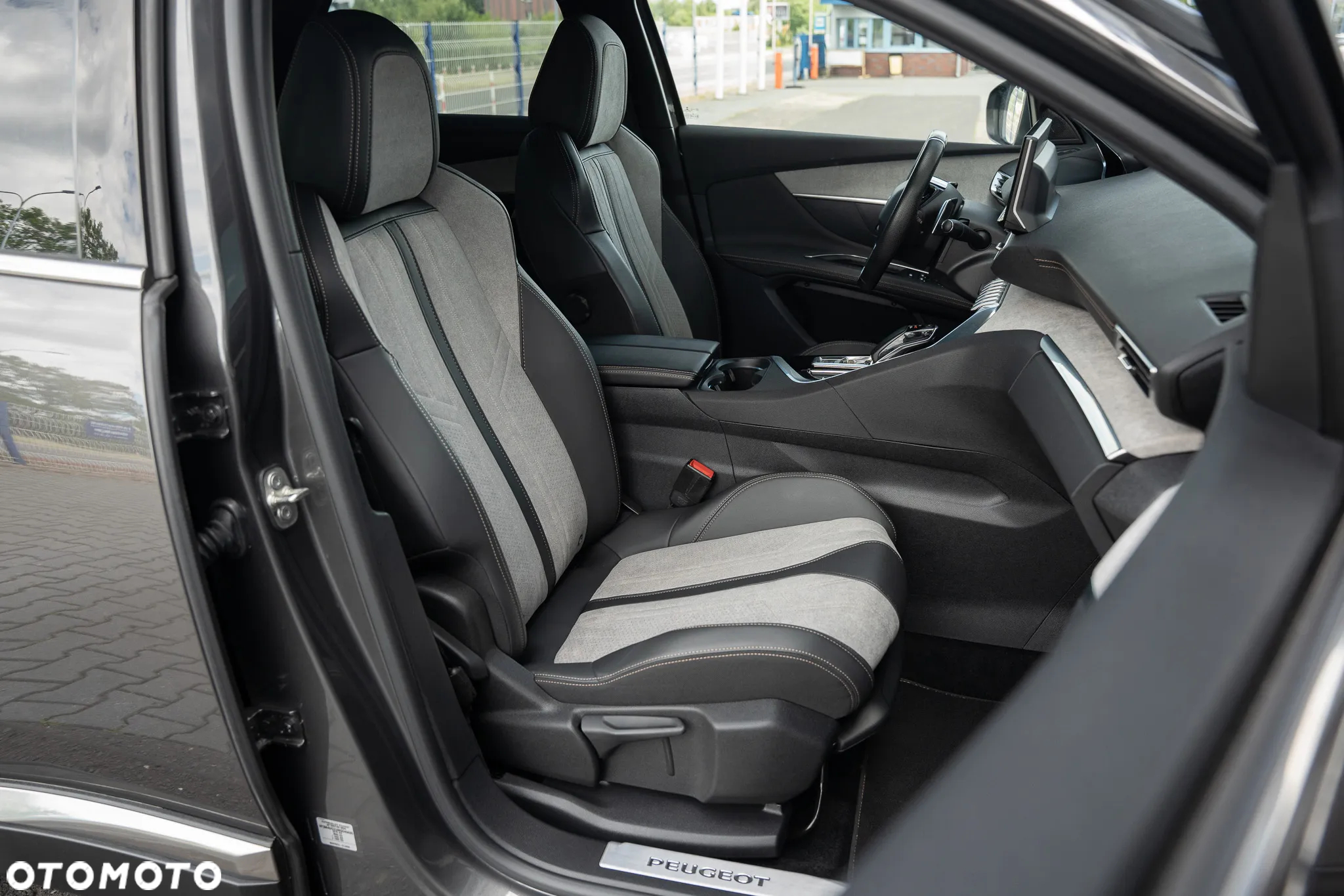 Peugeot 3008 1.6 PureTech Hybrid PHEV GT Pack S&S EAT8 - 21