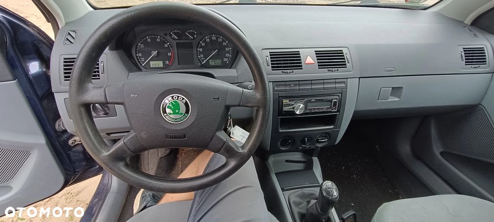 Skoda Fabia 1.4 - 5
