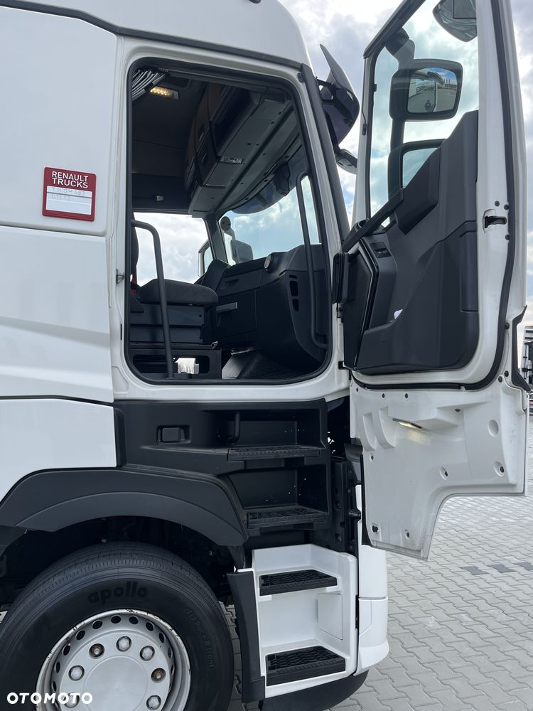 Renault T480 - 12