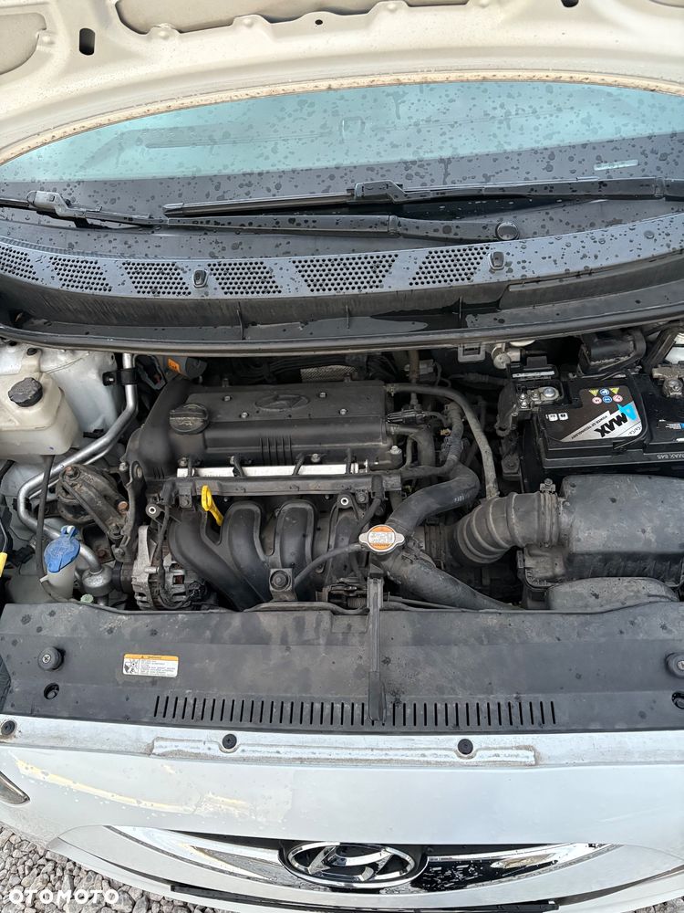 Hyundai ix20 - 15