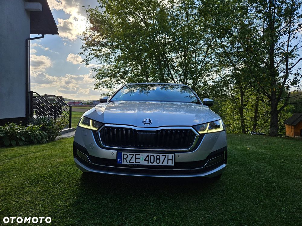 Skoda Octavia 2.0 TDI DSG Ultimate - 9