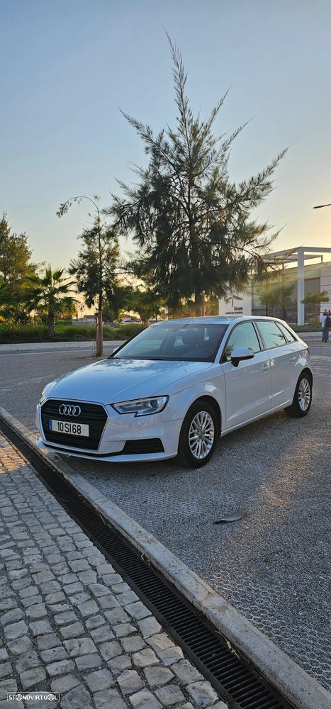 Audi A3 Sportback 1.6 TDI Sport - 2
