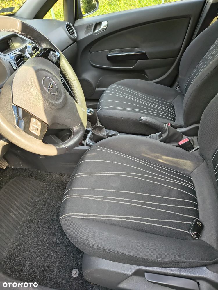 Opel Corsa 2010 photo 5