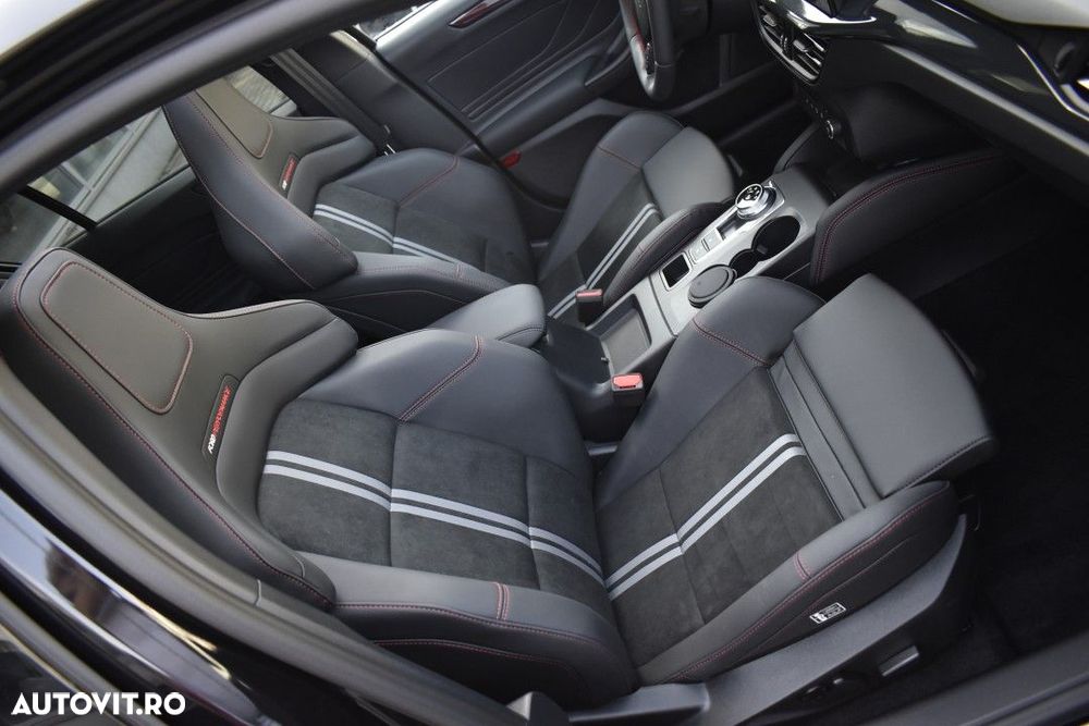 Ford Focus - 15