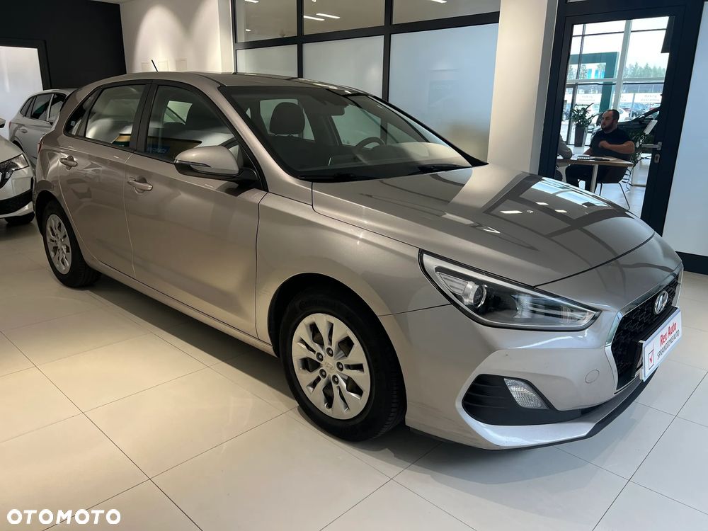 Hyundai i30 1.4 Classic + - 4