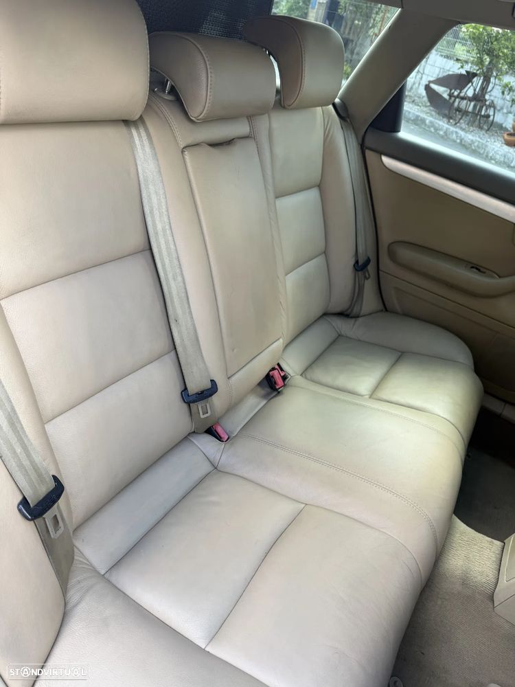 Audi A4 Avant 1.9 TDI M6 Sport - 12
