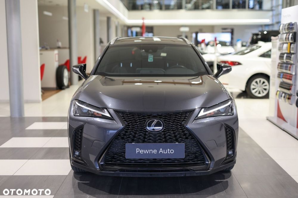 Lexus UX - 3