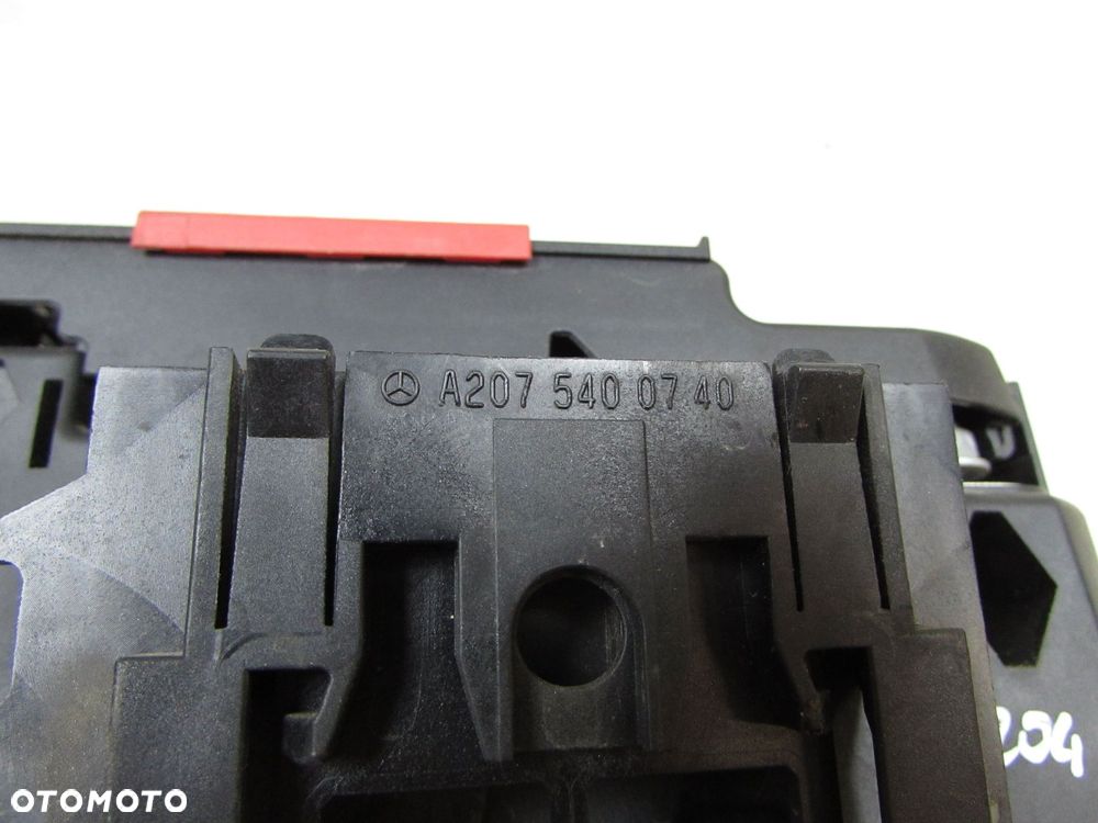 MERCEDES W204 LIFT 12-18 MODUL KLEMA AKUMULATORA SKRZYNKA BEZPIECZNIKOW A2075400740 - 7