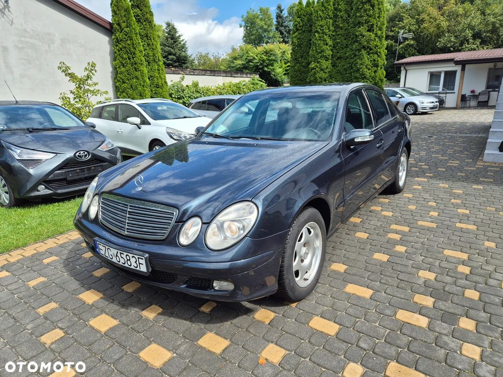 Mercedes-Benz Klasa E 200 CDI Classic DPF - 3