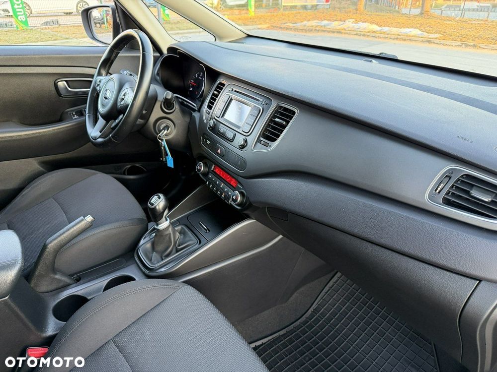 Kia Carens 1.7 CRDi Vision - 33