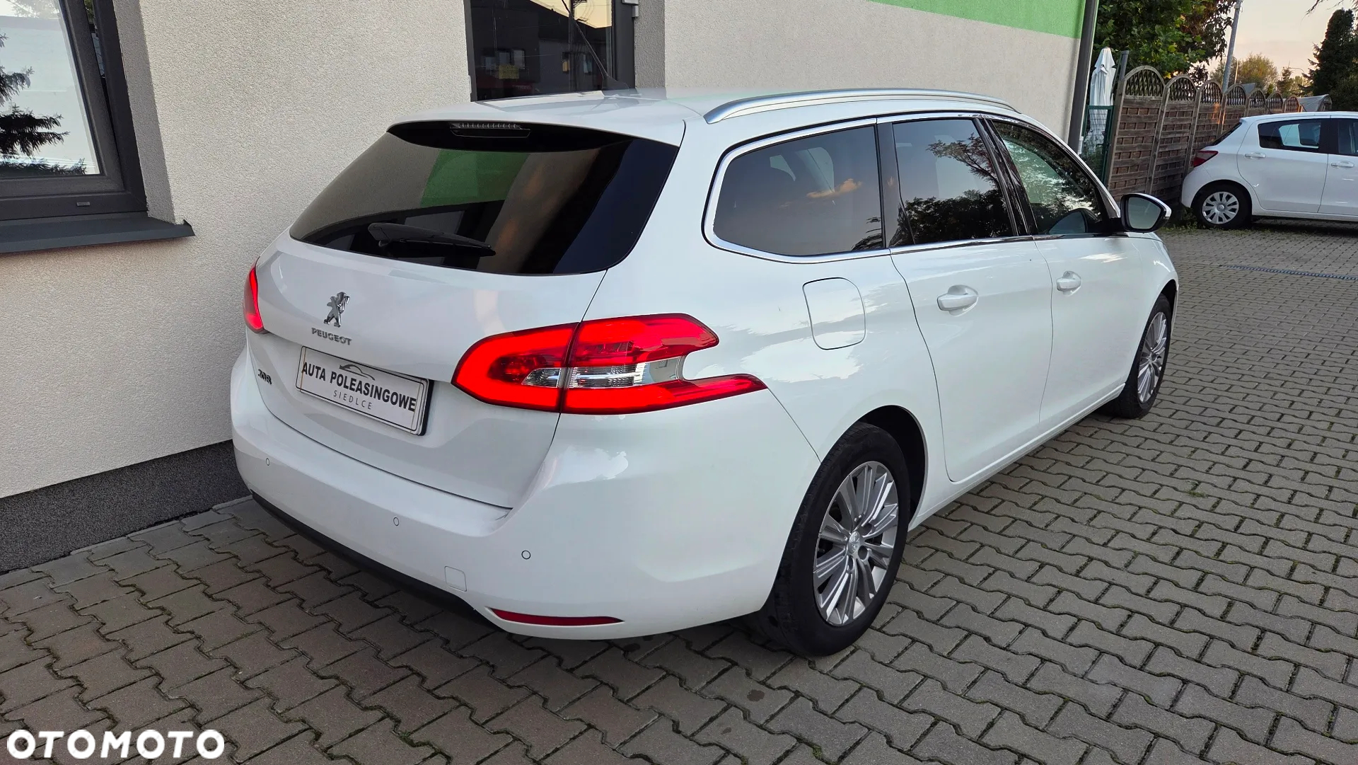 Peugeot 308 1.5 BlueHDi Allure Pack S&S EAT8 - 9