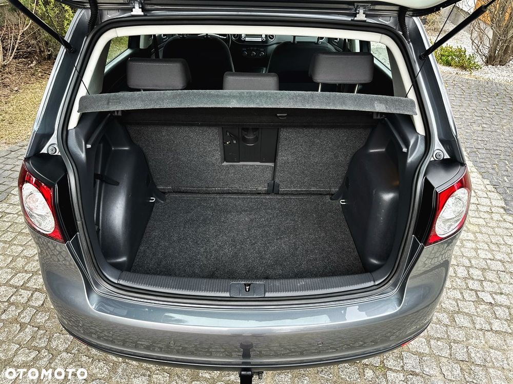 Volkswagen Golf Plus 1.9 TDI DPF Tour Edition - 32