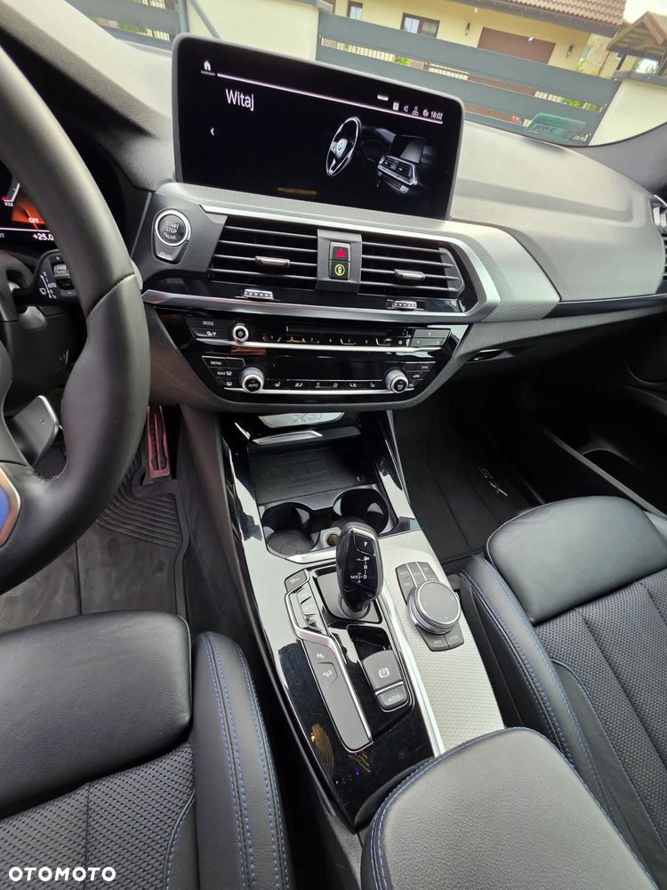 BMW X3 xDrive20i - 13