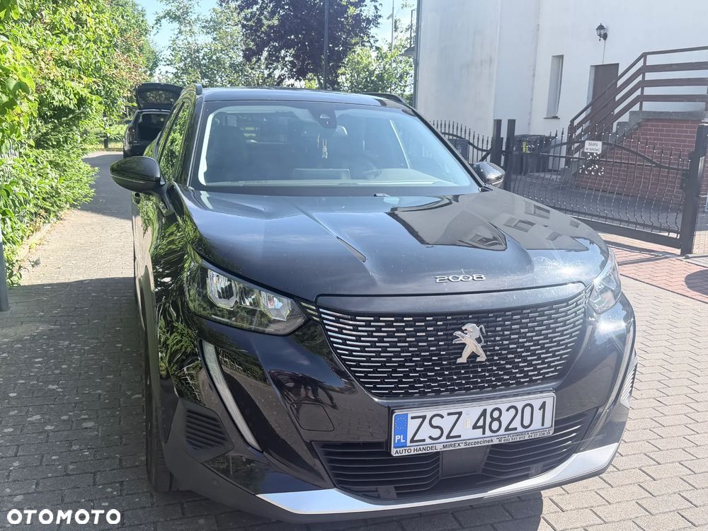 Peugeot 2008 BlueHDi 100 STOP & START Signature - 5