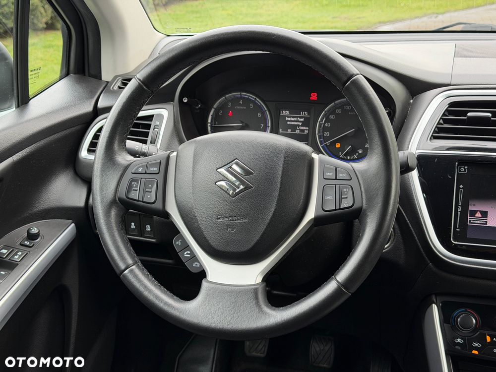 Suzuki SX4 S-Cross 1.4 T Premium - 17