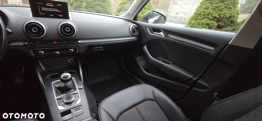 Audi A3 Sportback 2.0 TDI (clean diesel) Ambiente - 10