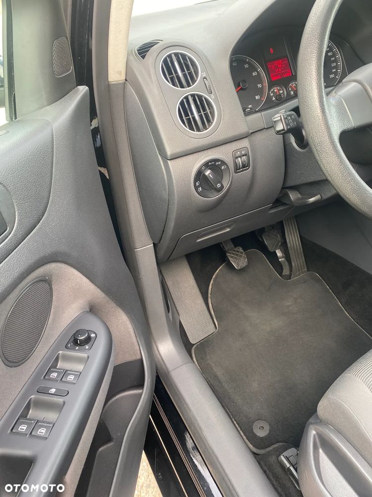Volkswagen Golf Plus 1.4 TSI Trendline - 32