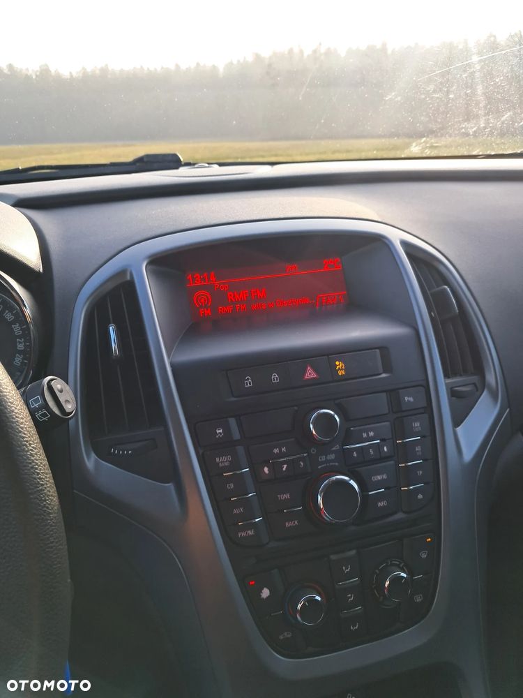 Opel Astra 1.4 Turbo - 9