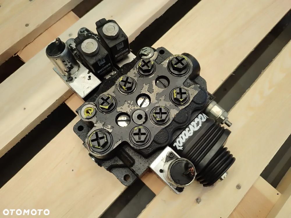 Rozdzielacz hydrauliczny 200061232114 BUCHER - 7