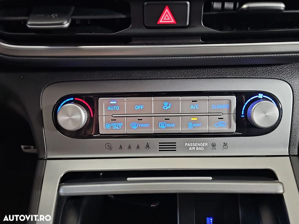 Hyundai KONA - 19