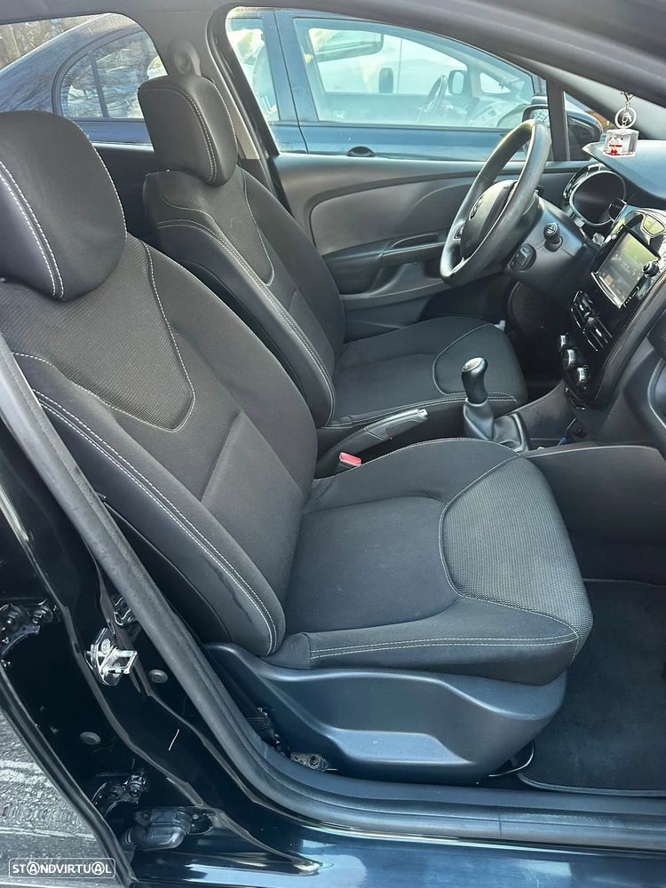 Renault Clio Sport Tourer 1.5 dCi - 12