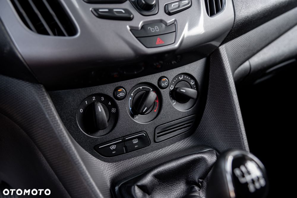 Ford Transit Connect - 31